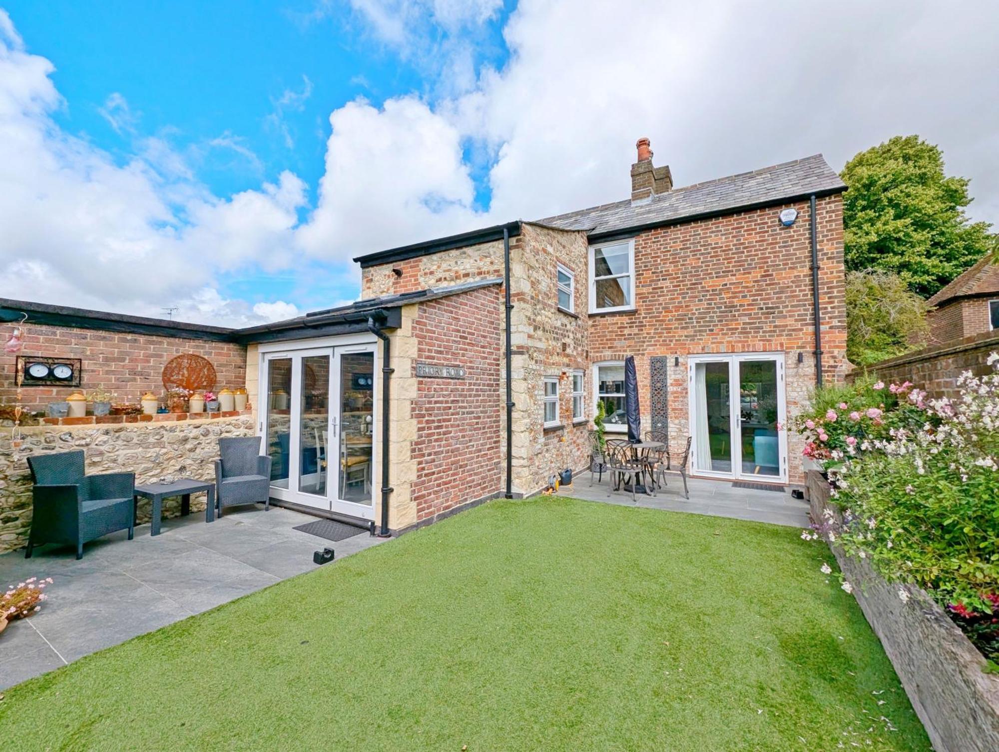 Four Priory Road, Chichester Extérieur photo